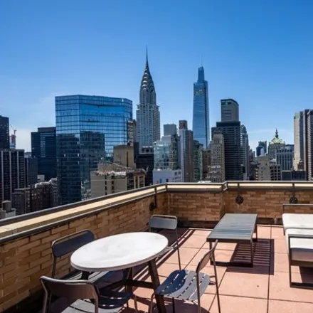 Image 8 - The Belmont, 320 East 46th Street, New York, NY 10017, USA - Condo for sale