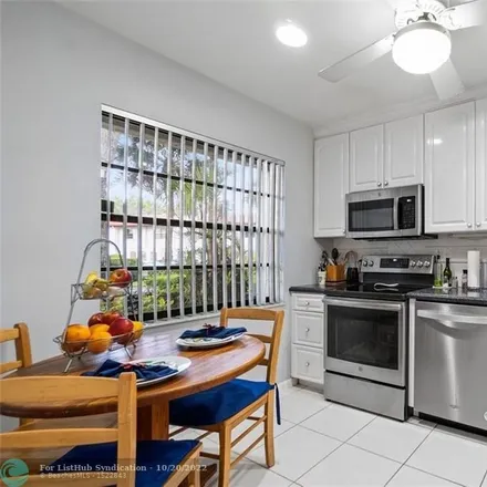 Image 7 - 21565 Cypress Hammock Drive, Palm Beach County, FL 33428, USA - Condo for sale