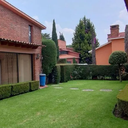 Buy this 5 bed house on Privada Villas 2 in 52140 Metepec, MEX