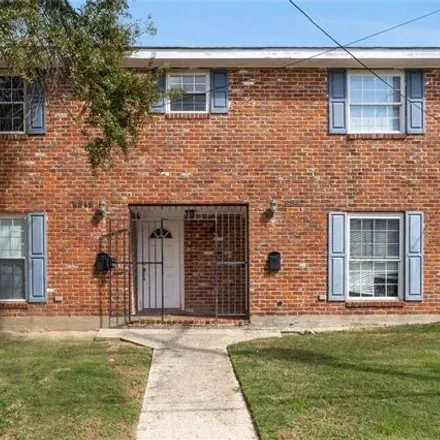 Buy this 6 bed house on 6547 Center Street in Lakeview, New Orleans