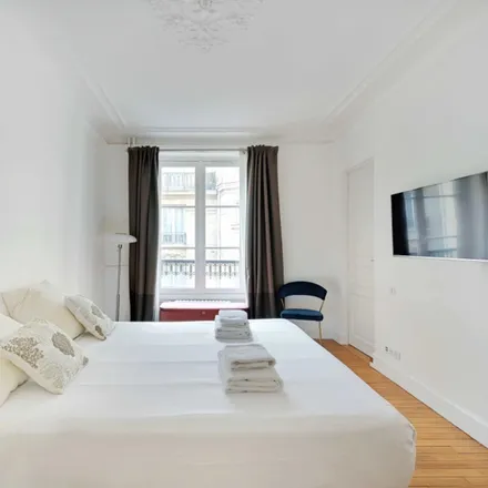 Image 5 - Bati Paris Promotion, Avenue Hoche, 75008 Paris, France - Apartment for rent