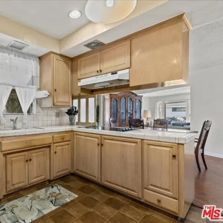 Image 9 - 4499 Don Cota Place, Los Angeles, CA 90008, USA - House for sale