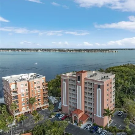 Buy this 3 bed condo on unnamed road in Iona, FL 33910