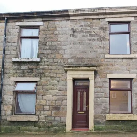 Rent this 2 bed townhouse on High Street Sugery in High Street, Rishton