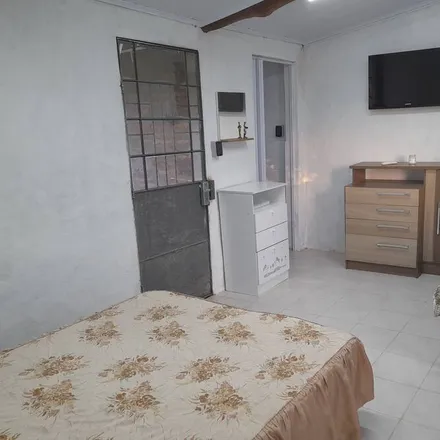 Rent this 1 bed townhouse on Salto