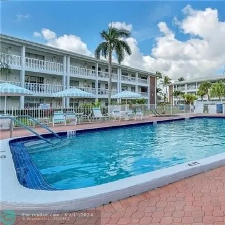 Buy this 2 bed condo on 2527 Northeast 51st Street in Coral Ridge Isles, Fort Lauderdale