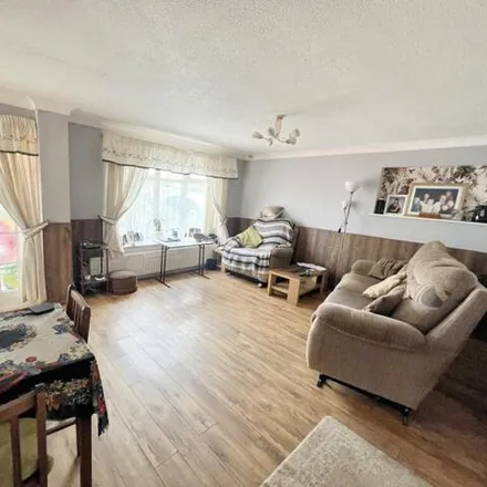 Image 2 - Surbiton Road, Stockton-on-Tees, TS19 7SH, United Kingdom - House for sale