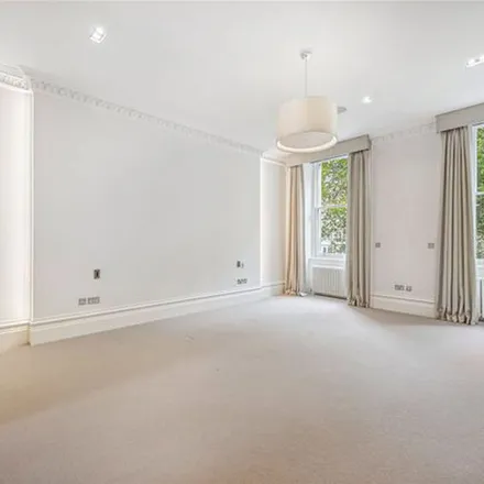 Rent this 3 bed apartment on 34 Ennismore Gardens in London, SW7 1AF