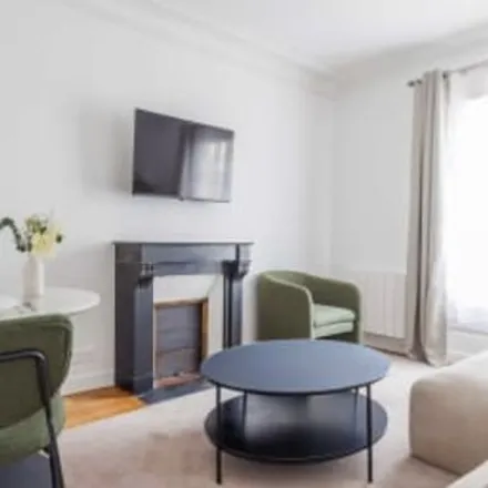 Image 3 - 13 Rue de Sofia, 75018 Paris, France - Apartment for rent