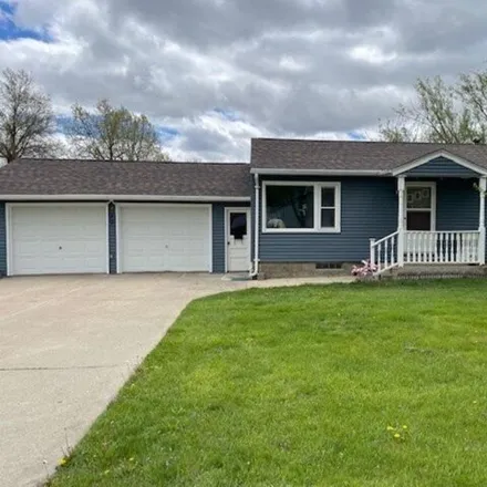 Buy this 3 bed house on 362 1st Avenue in Grinnell, IA 50112