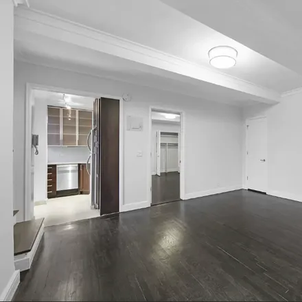 Image 2 - W 70th St, Unit 1505 - Apartment for rent
