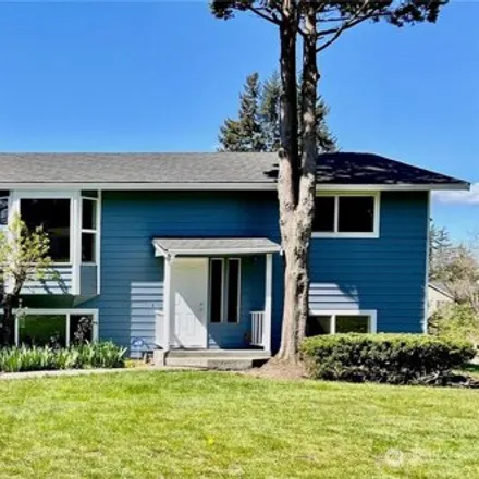 Buy this 4 bed house on 24645 96th Avenue South in Kent, WA 98030