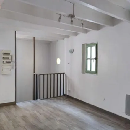 Rent this 3 bed apartment on 1 Place de l'Hôtel de Ville in 11100 Narbonne, France