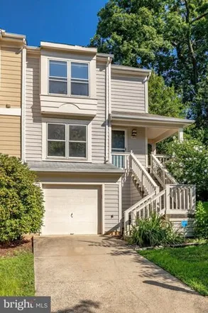 Rent this 3 bed house on Oak Spring Way in Reston, VA 22090