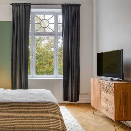 Rent this 5 bed room on Klosterallee 67 in 20144 Hamburg, Germany