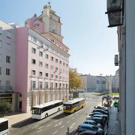 Image 4 - Pç. Areeiro, Avenida Padre Manuel da Nóbrega, 1000-193 Lisbon, Portugal - Apartment for rent