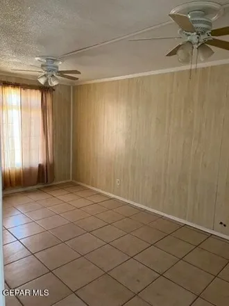 Image 3 - 991 Brazil Place, El Paso, TX 79903, USA - House for rent