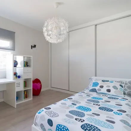 Rent this 3 bed apartment on Las Palmas de Gran Canaria in Calle Lucas Fernández Navarro, 1