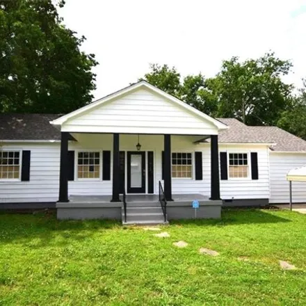 Buy this 3 bed house on 4138 Kinkead Avenue in Fort Smith, AR 72903