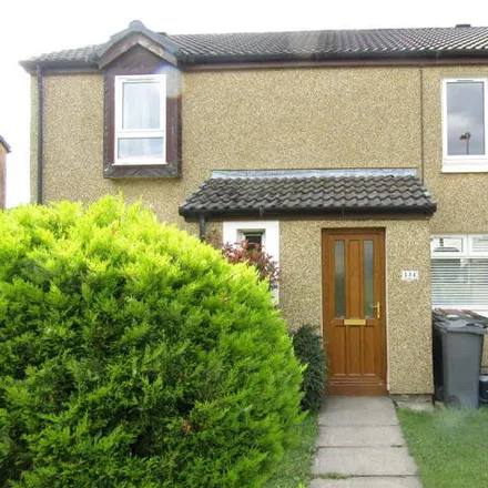Rent this 2 bed townhouse on South Scotstoun in South Queensferry, EH30 9YF