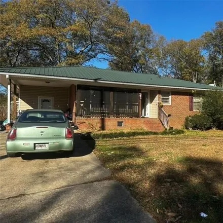 Buy this 3 bed house on 282 Peachtree Street in Cedartown, GA 30125