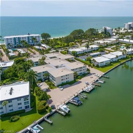 Image 1 - Palm Bay Villas, Gulf Shore Boulevard North, Naples, FL 33940, USA - Condo for sale
