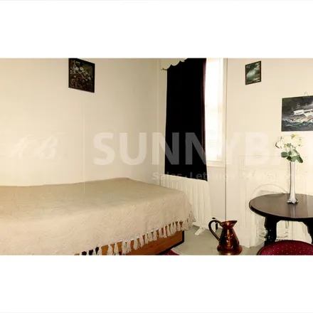 Image 5 - 14 Astonville Street, London, SW18 5PD, United Kingdom - Apartment for rent