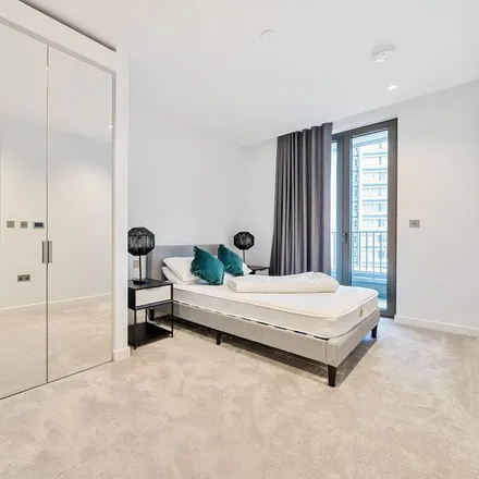 Image 4 - Garrett Mensions, Edgware Road, London, W2 1BY, United Kingdom - Apartment for rent