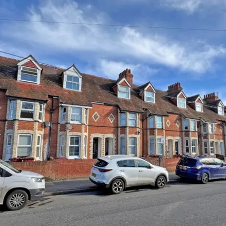 Buy this 4 bed duplex on Norcot Road in Reading, RG30 6DD