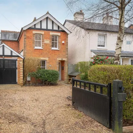 Rent this 4 bed house on Milton's Farm in New Road, Woodside