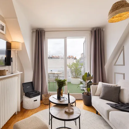 Image 8 - 20b Rue Jouvenet, 75016 Paris, France - Apartment for rent