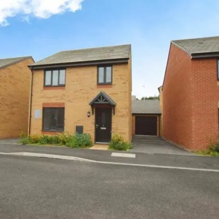 Buy this 4 bed house on 20 Centurion Close in Exeter, EX1 3YW