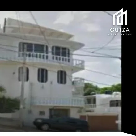 Buy this studio house on Cerrada Las Cumbres in Fraccionamiento Farallón, 39300 Acapulco