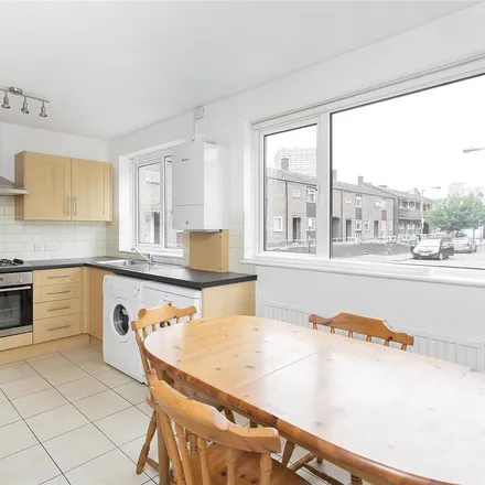 Rent this 3 bed townhouse on Fownes Street in London, SW11 2TJ
