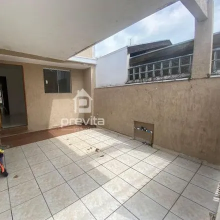 Buy this 2 bed house on Rua Santa Isabel de Portugal in Santa Luzia, Taubaté - SP