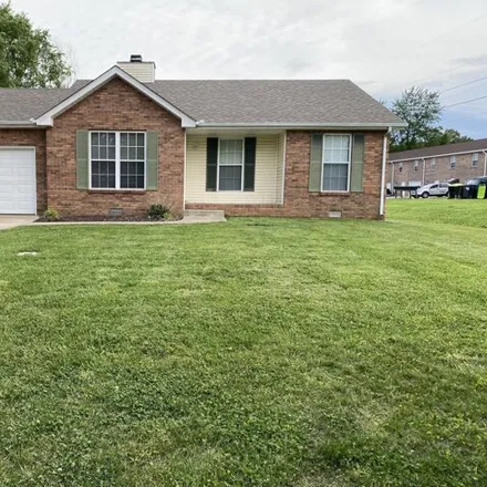 Image 2 - 698 Cory Drive, Spring Valley, Clarksville, TN 37040, USA - House for sale