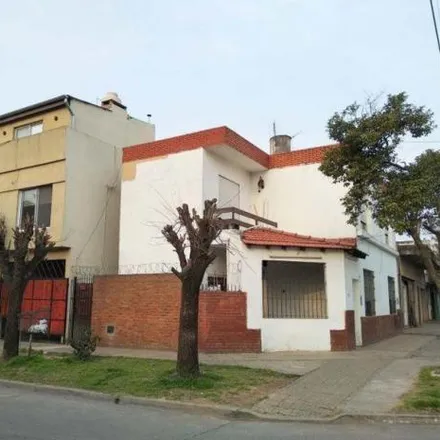 Buy this 6 bed house on Diagonal 178 - 30 de Octubre 3484 in Villa Godoy Cruz, B1655 ABA José León Suárez