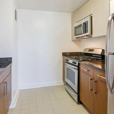 Rent this 2 bed apartment on New York University - Brooklyn campus in Jay Street, New York