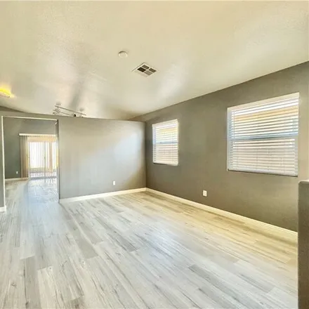 Image 4 - 5830 Stoneborough Street, Spring Valley, NV 89113, USA - House for rent