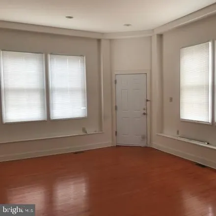 Image 3 - 736 South 15th Street, Philadelphia, PA 19146, USA - Townhouse for rent