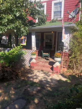 Buy this 3 bed house on 7 East Madison Street in Islip, East Islip