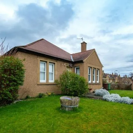 Buy this 2 bed house on Woodside Gardens in Musselburgh, EH21 7LJ