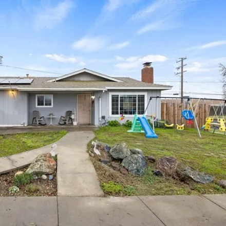 Buy this 3 bed house on 1989 Theresa Avenue in Hanford, CA 93230