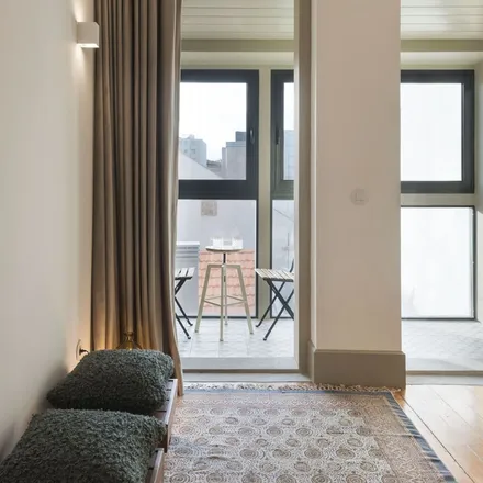 Rent this 1 bed apartment on Rua do Bonjardim in Porto, Portugal