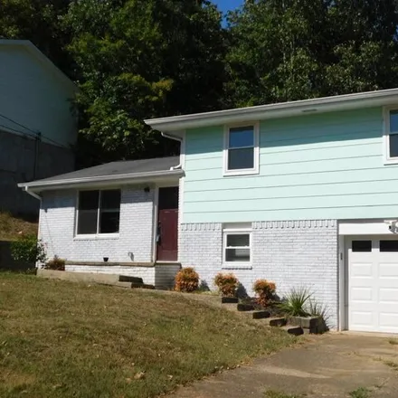 Buy this 4 bed house on 267 Mixon Street in Chattanooga, TN 37405