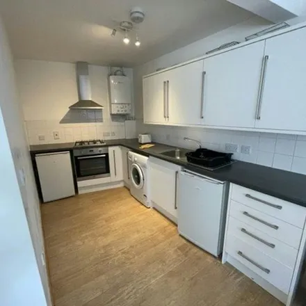 Rent this 3 bed apartment on Thorpe Street in Leicester, LE3 5NQ