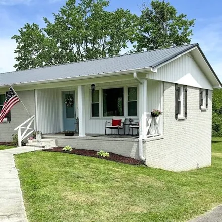 Buy this 4 bed house on 413 Clark Boulevard in McMinnville, TN 37110