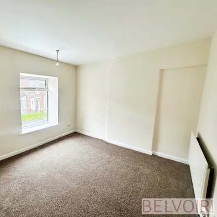 Image 4 - Littleworth, Mansfield, NG18 2RG, United Kingdom - Townhouse for rent