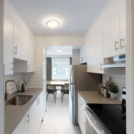 Image 5 - 1227 Rue Saint-Marc, Montreal, QC H3H 2E6, Canada - Apartment for rent