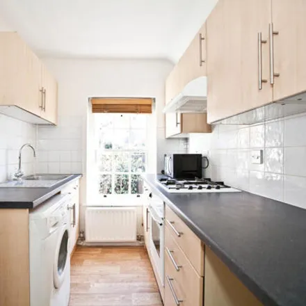 Image 2 - Rusthall Avenue, London, W4 5JR, United Kingdom - House for rent